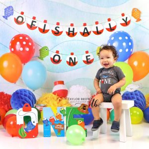 190452593_204163408221999_2593519826847906482_n.jpgv1635151966 Kate 1er anniversaire Pêcher Ballons Mer Bleu Toile de fond conçue par Mandy Ringe