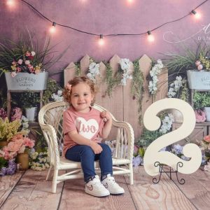 281037992_5428630267147125_2837334879674644193_n.jpgv1653380518 Kate Jardin Fleurs Boho Lumières Toile de fond Conçu par Megan Leigh