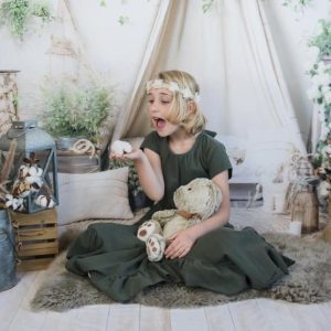 Kate Bohème Plante verte Canapé Chambre Toile de fond conçue par Emetselch