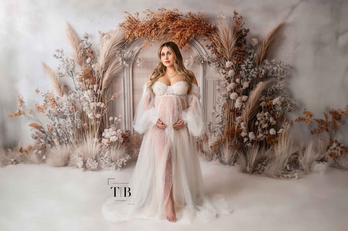 Kate Bohème Florale Arche Beige Classique Toile de fond conçue par Mini MakeBelieve